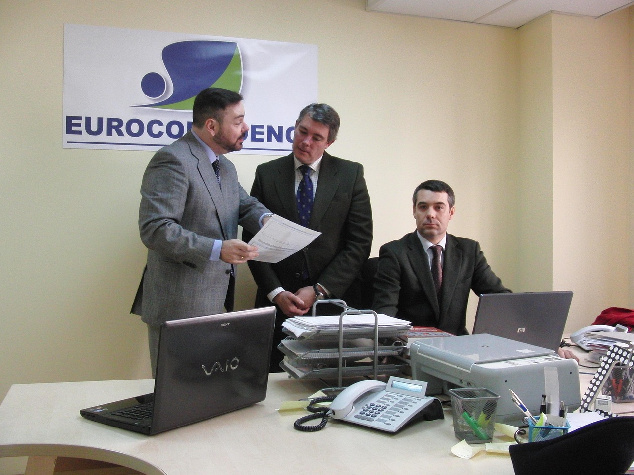 欧亚云实名账号：代理快消品要不要注册公司