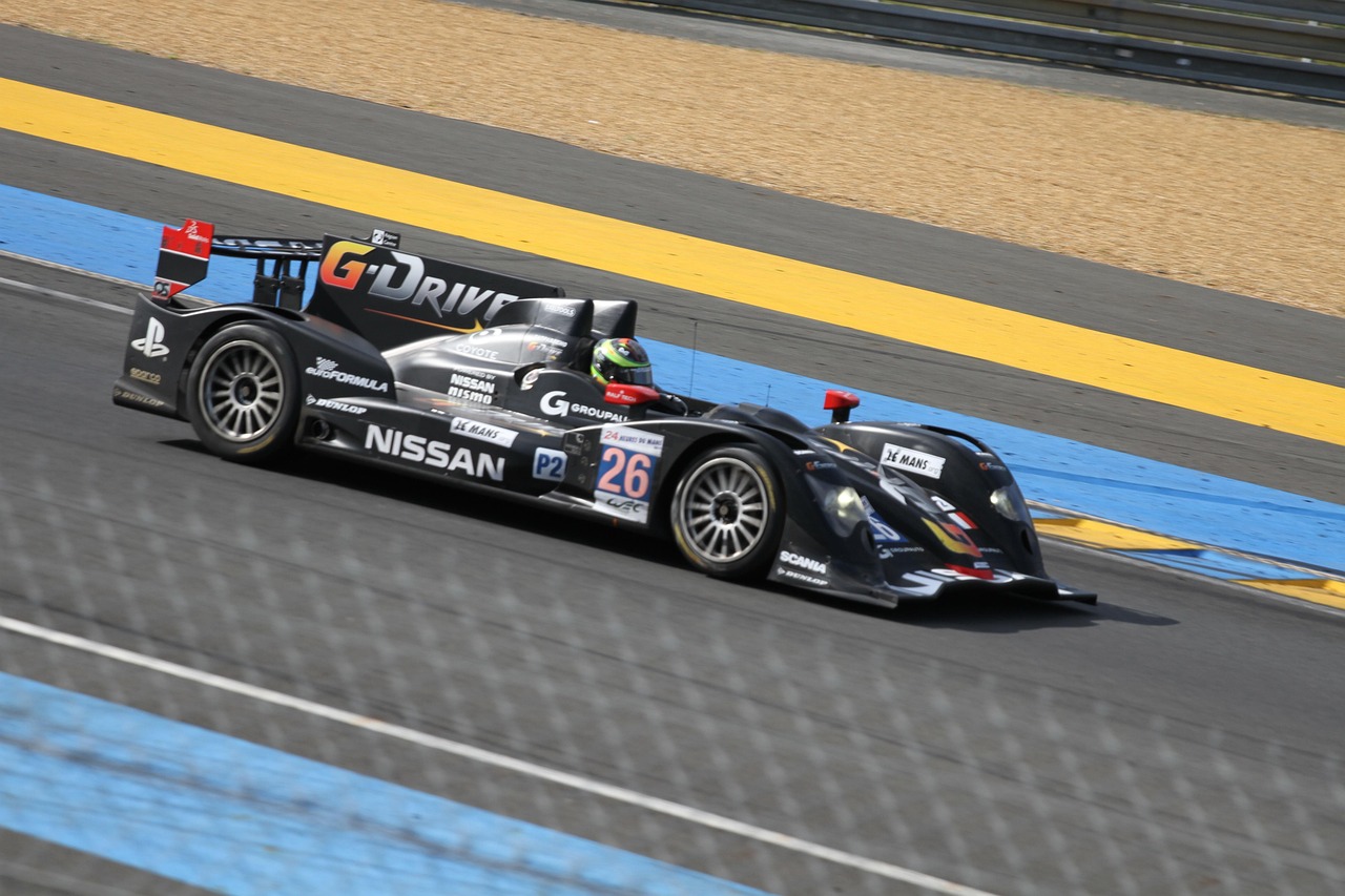 “谈谈你对于'强迫管理员下线其他玩家'这类开局玩家斗争手段的看法？” 